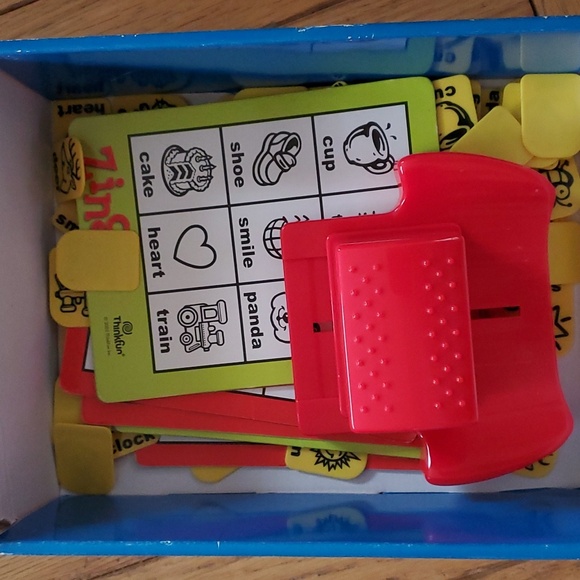 Think Fun Zingo word game - Picture 4 of 9